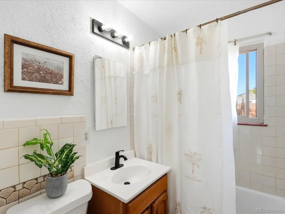 3445 Dahlia Street Denver, CO 80207