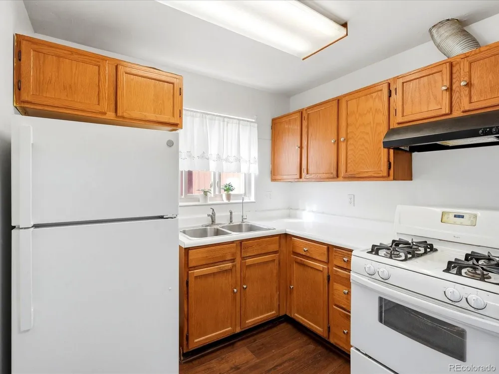 3445 Dahlia Street Denver, CO 80207