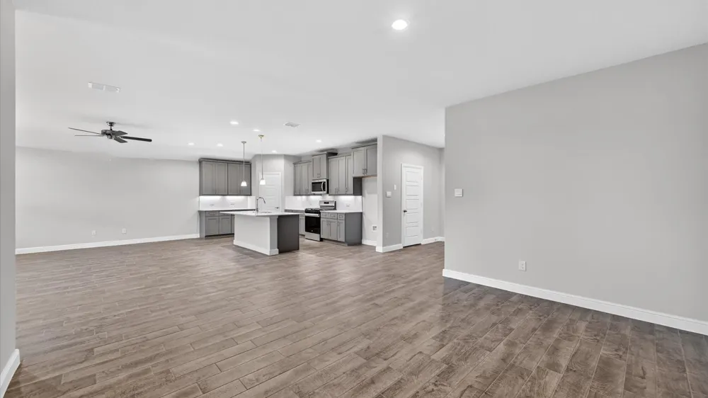 4225 CORNERSTONE CIRCLE Granbury, TX 76048