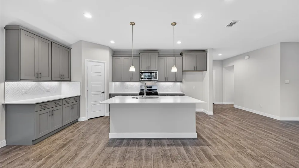 4225 CORNERSTONE CIRCLE Granbury, TX 76048
