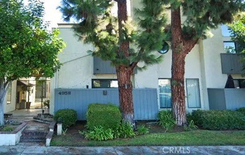 4958 Woodman