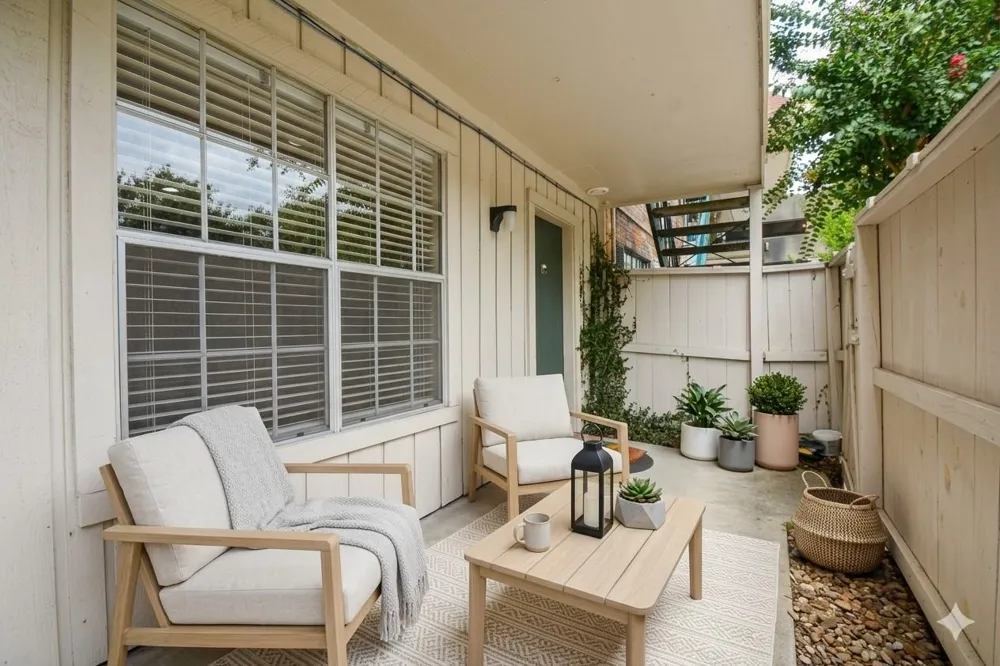 845 Augusta Drive #67 Houston, TX 77057