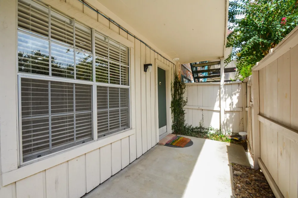845 Augusta Drive #67 Houston, TX 77057