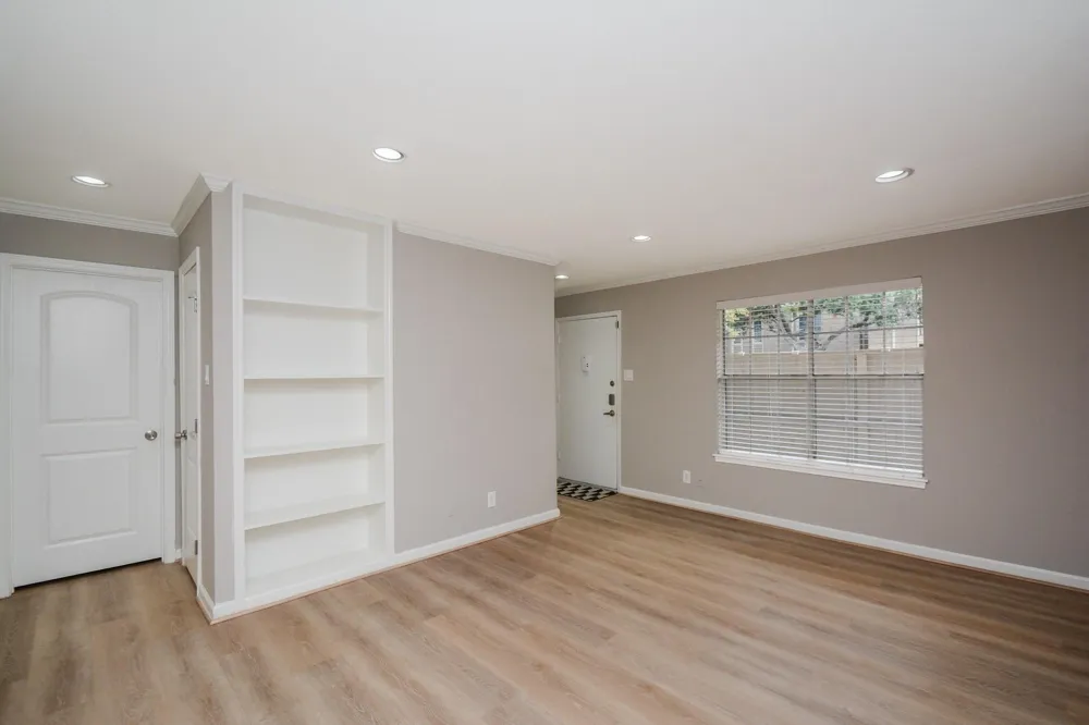845 Augusta Drive #67 Houston, TX 77057