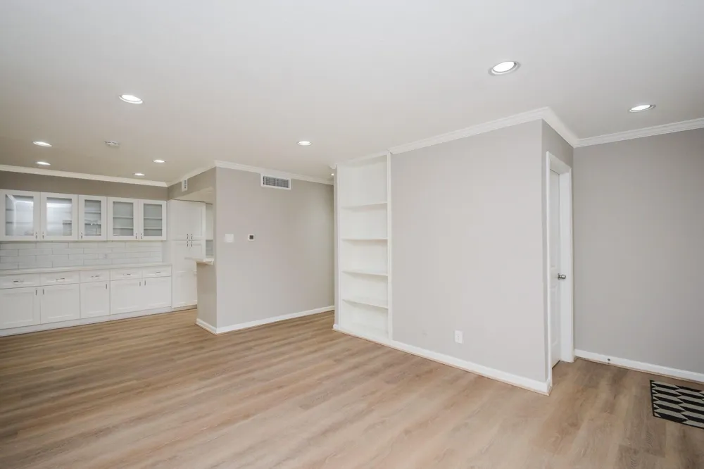 845 Augusta Drive #67 Houston, TX 77057