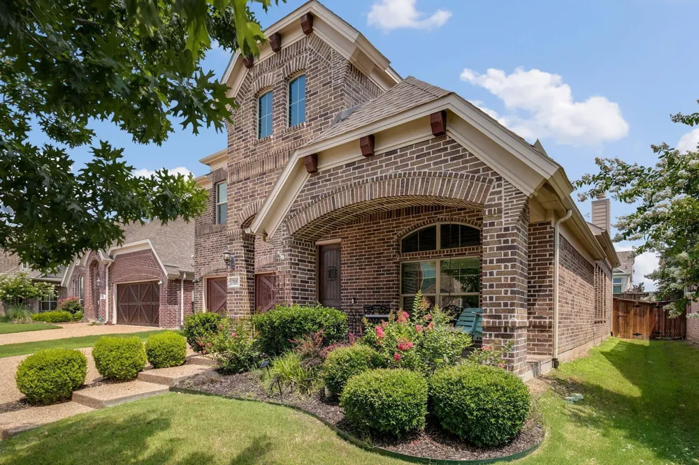 709 Auburn Court Savannah, TX 76227