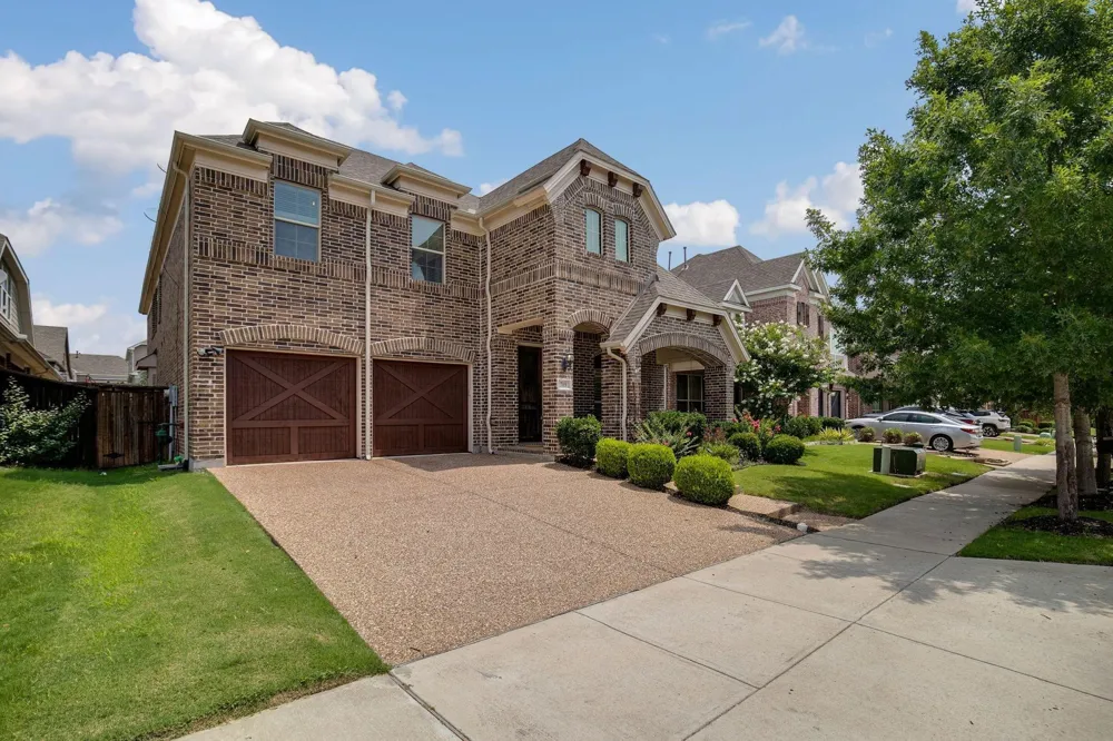 709 Auburn Court Savannah, TX 76227