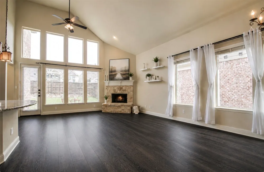 709 Auburn Court Savannah, TX 76227