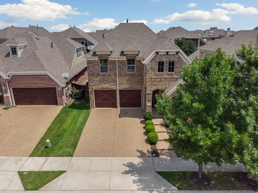 709 Auburn Court Savannah, TX 76227