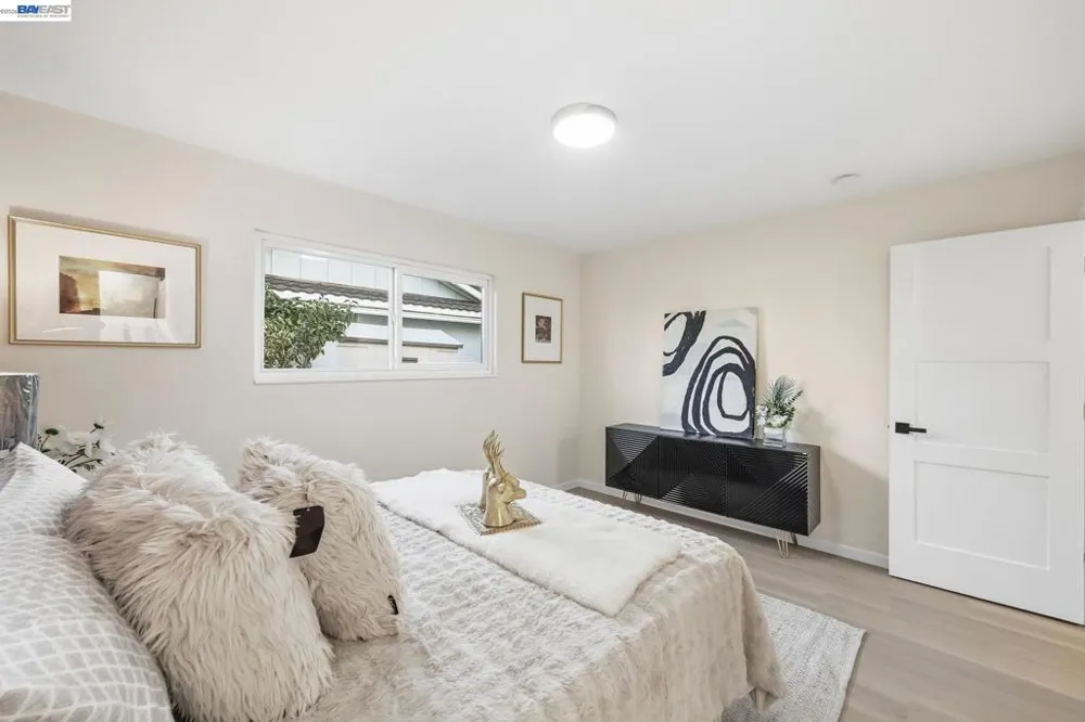 4884 Larimer Way Castro Valley, CA 94546