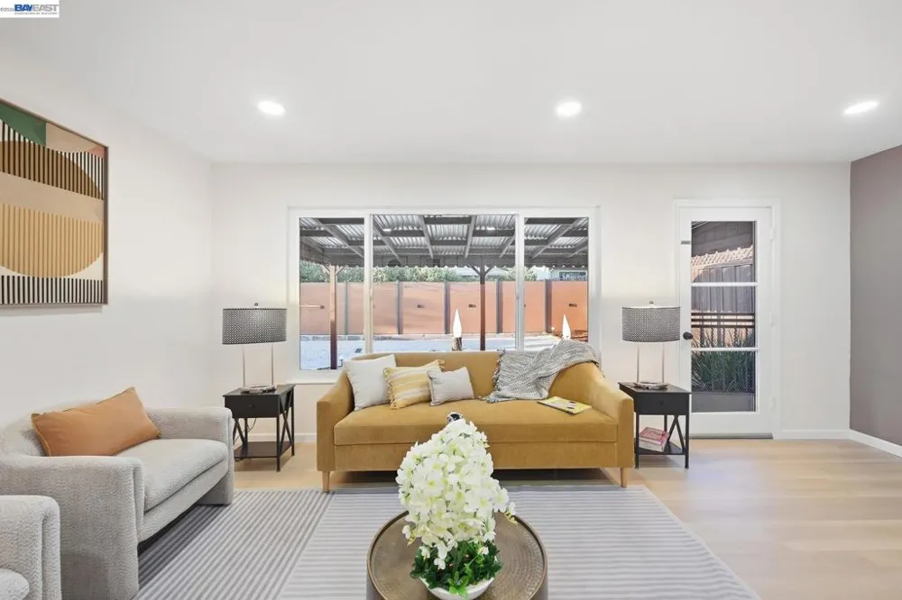 4884 Larimer Way Castro Valley, CA 94546