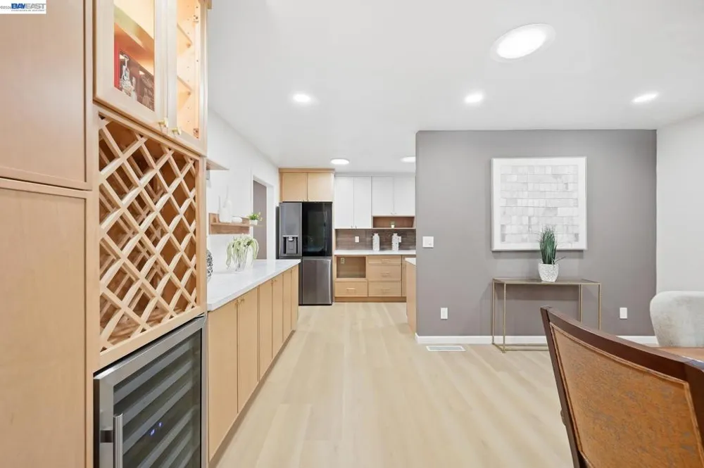 4884 Larimer Way Castro Valley, CA 94546