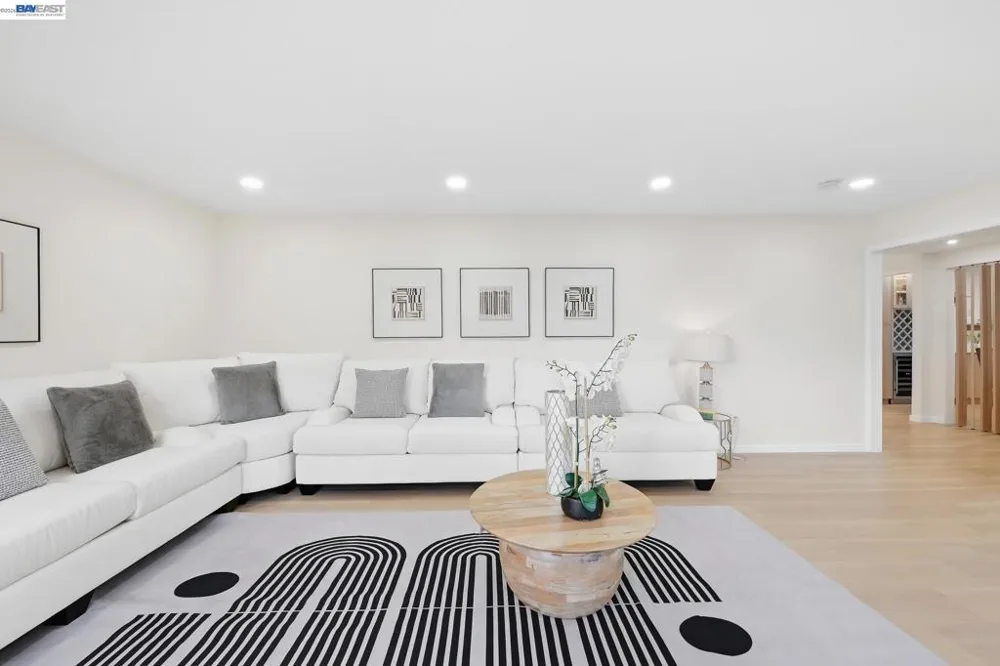 4884 Larimer Way Castro Valley, CA 94546