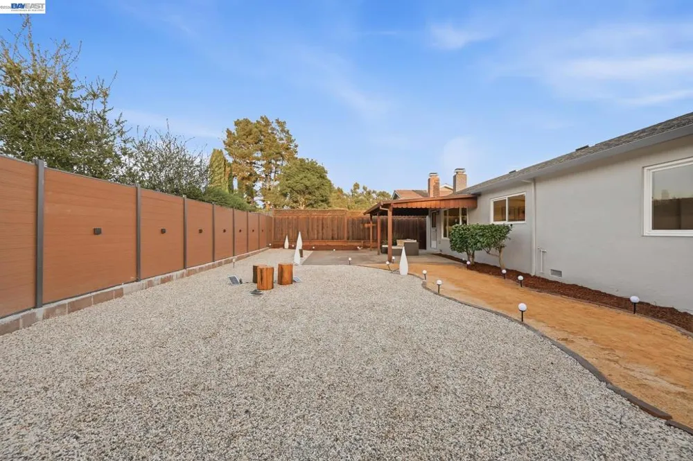 4884 Larimer Way Castro Valley, CA 94546