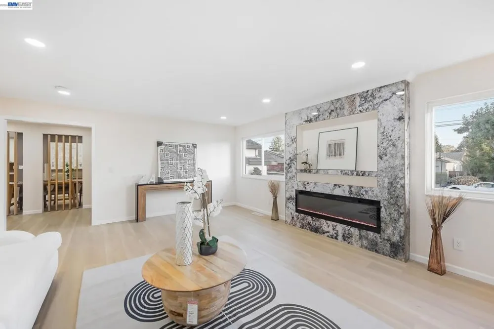 4884 Larimer Way Castro Valley, CA 94546