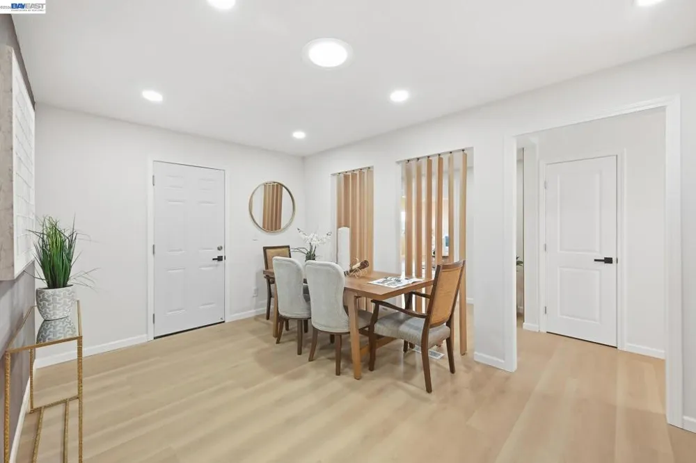 4884 Larimer Way Castro Valley, CA 94546