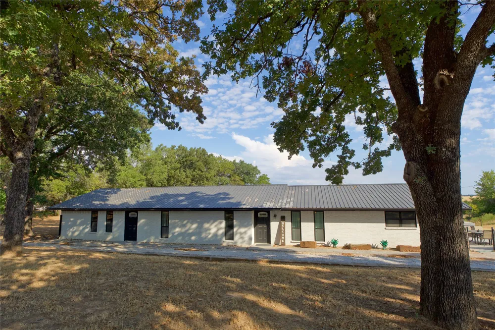 153 Wagner Road St Jo, TX 76265