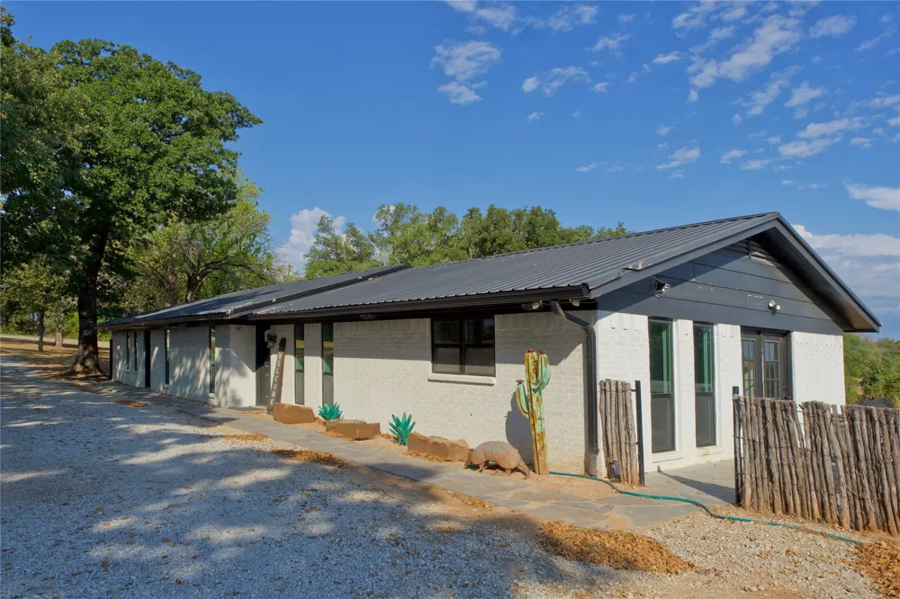 153 Wagner Road St Jo, TX 76265