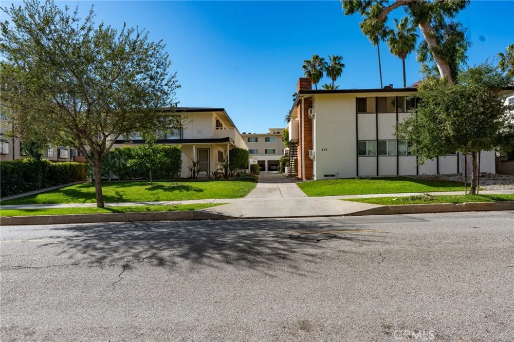 415 S El Molino Avenue #8 Pasadena, CA 91101