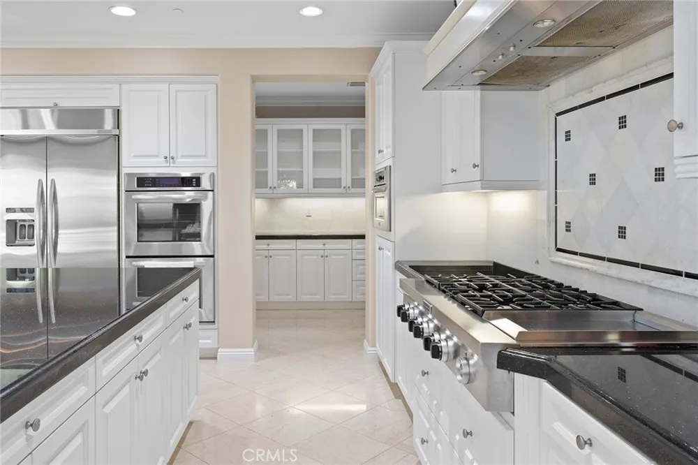 1009 Newhall Brea, CA 92821
