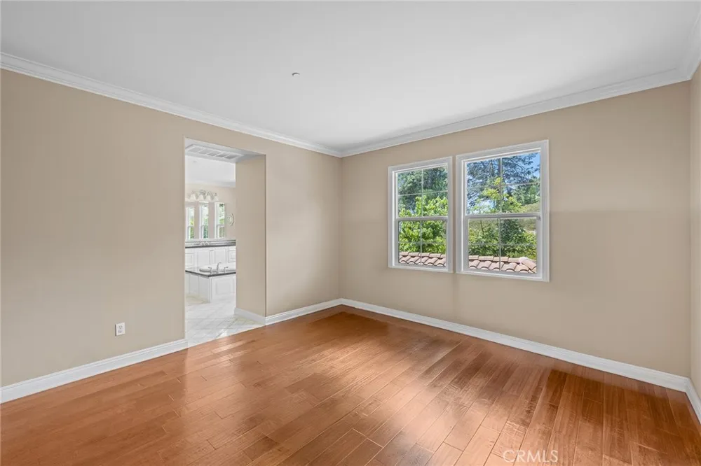 1009 Newhall Brea, CA 92821