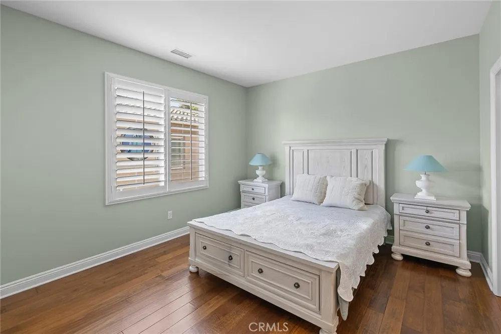 1009 Newhall Brea, CA 92821