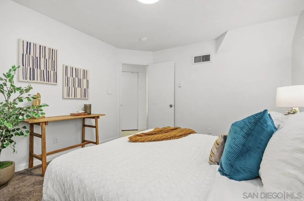 7565 Charmant Dr #417 San Diego, CA 92122