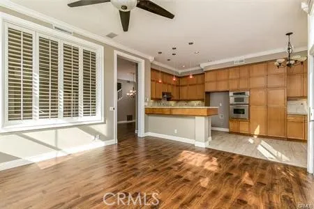 2717 Plumb Tustin, CA 92782