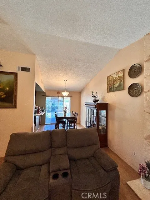 441 Placentia Perris, CA 92571