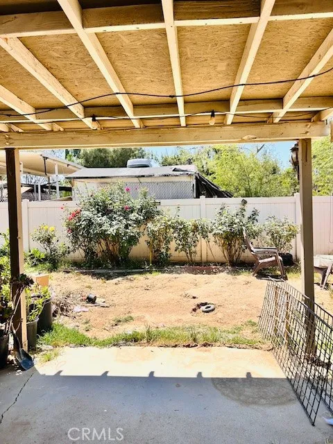 441 Placentia Perris, CA 92571