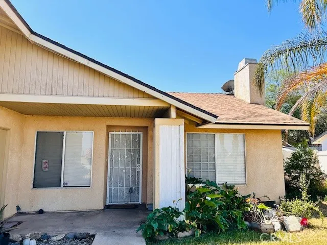 441 Placentia Perris, CA 92571