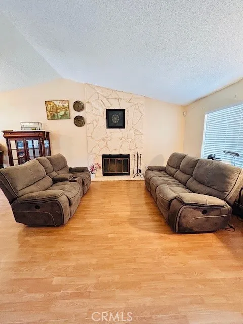 441 Placentia Perris, CA 92571