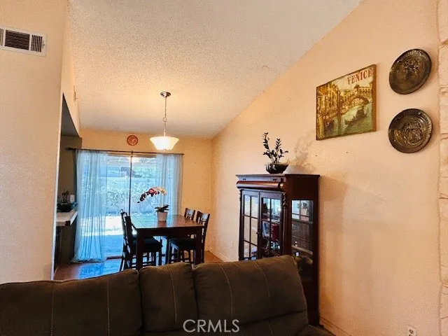 441 Placentia Perris, CA 92571