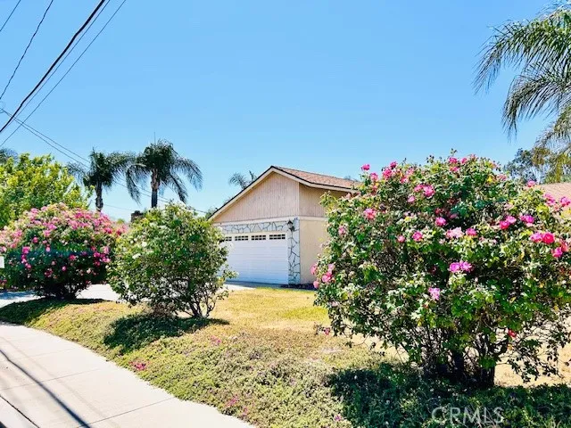 441 Placentia Perris, CA 92571