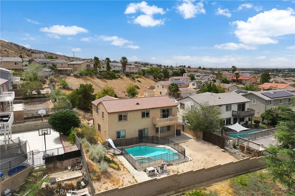 38318 Wakefield Palmdale, CA 93551