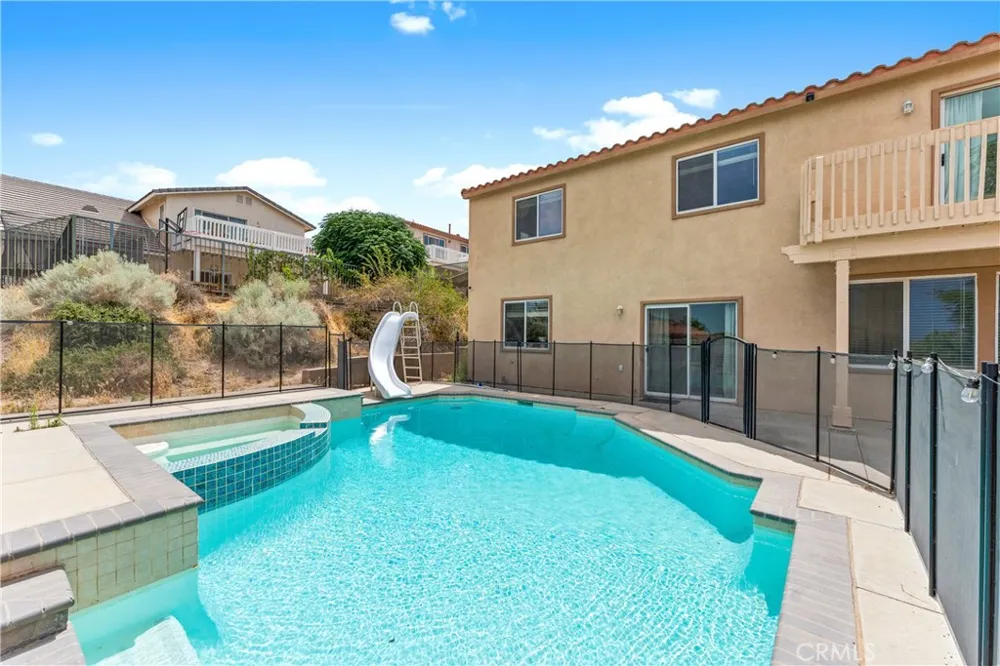 38318 Wakefield Palmdale, CA 93551
