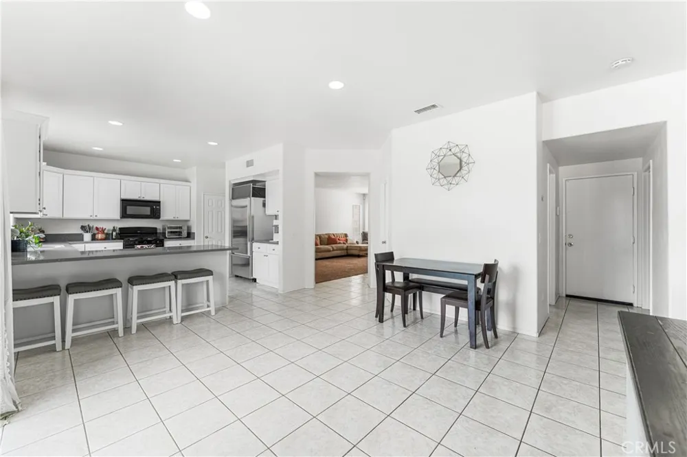38318 Wakefield Palmdale, CA 93551