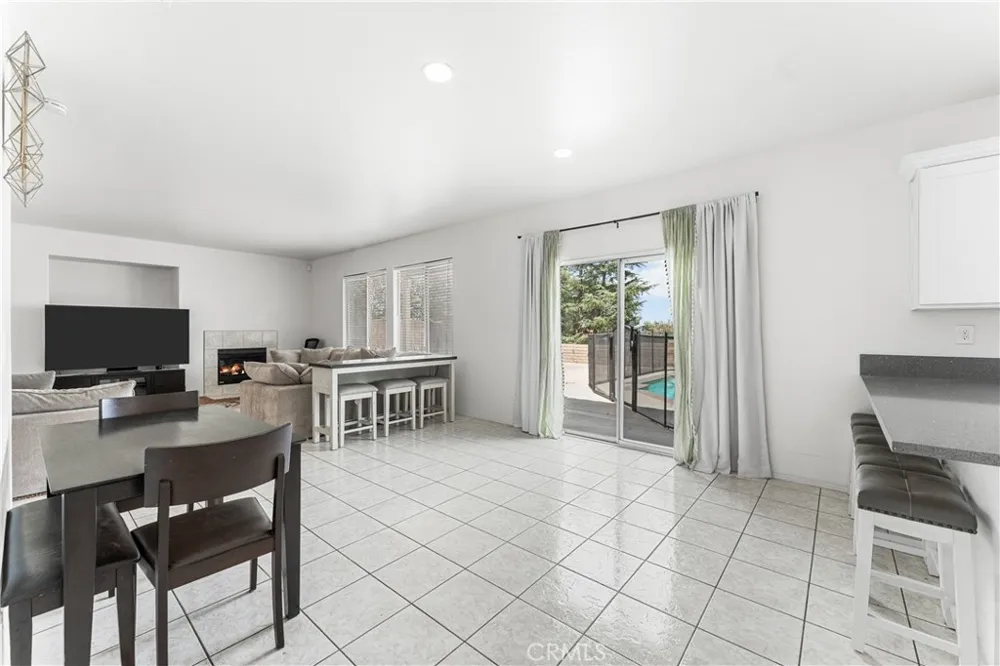 38318 Wakefield Palmdale, CA 93551