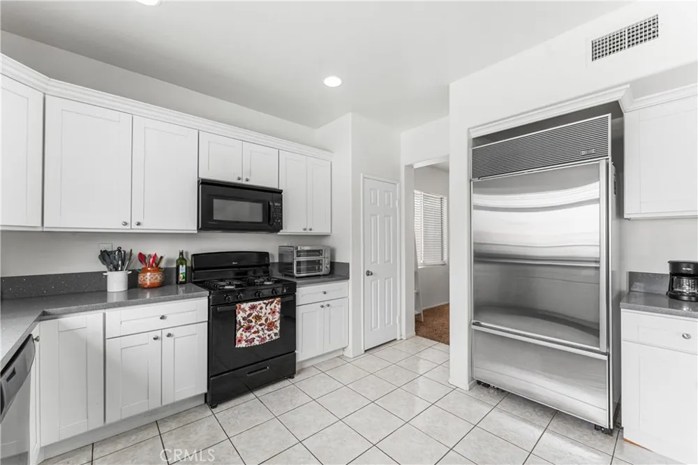 38318 Wakefield Palmdale, CA 93551