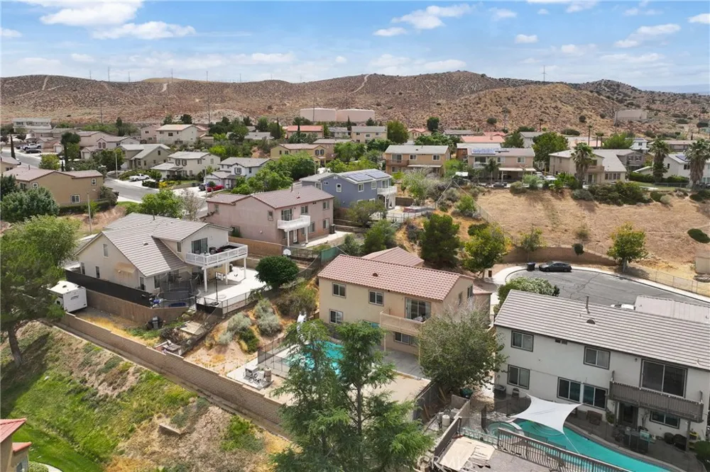 38318 Wakefield Palmdale, CA 93551