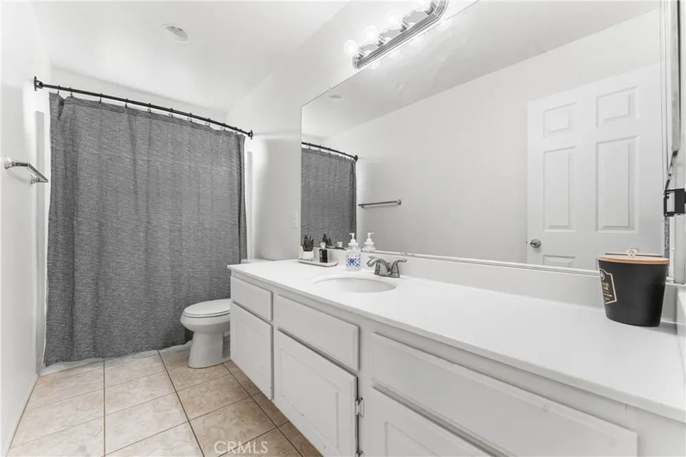38318 Wakefield Palmdale, CA 93551