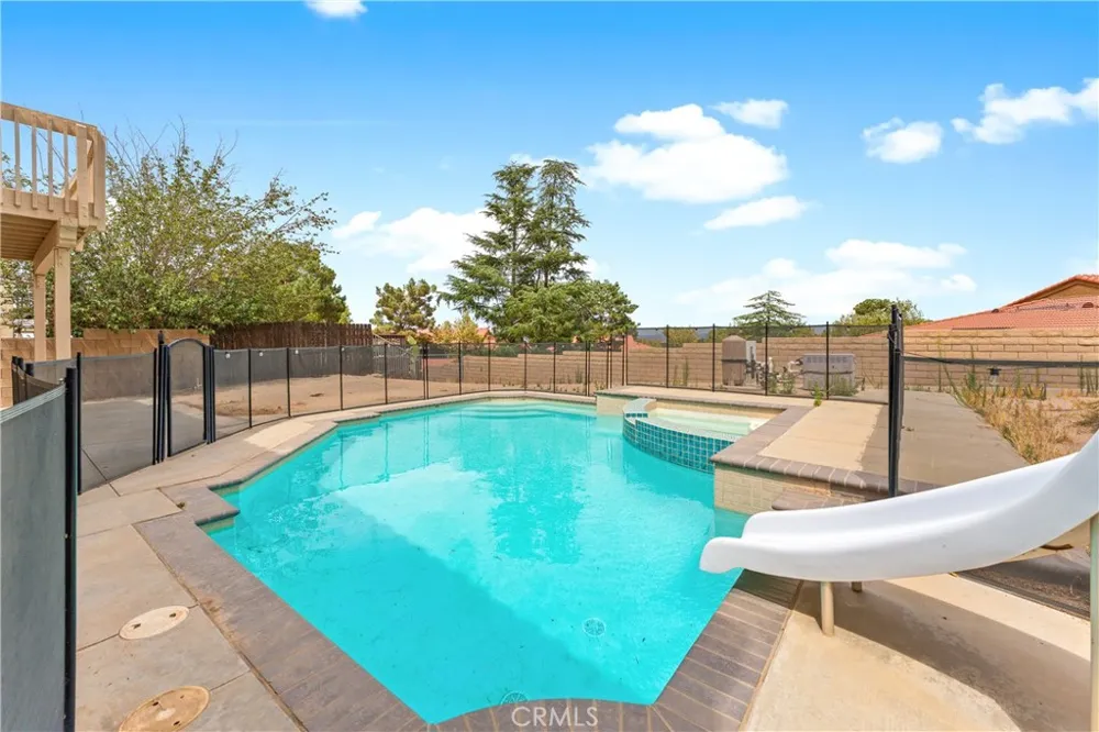 38318 Wakefield Palmdale, CA 93551