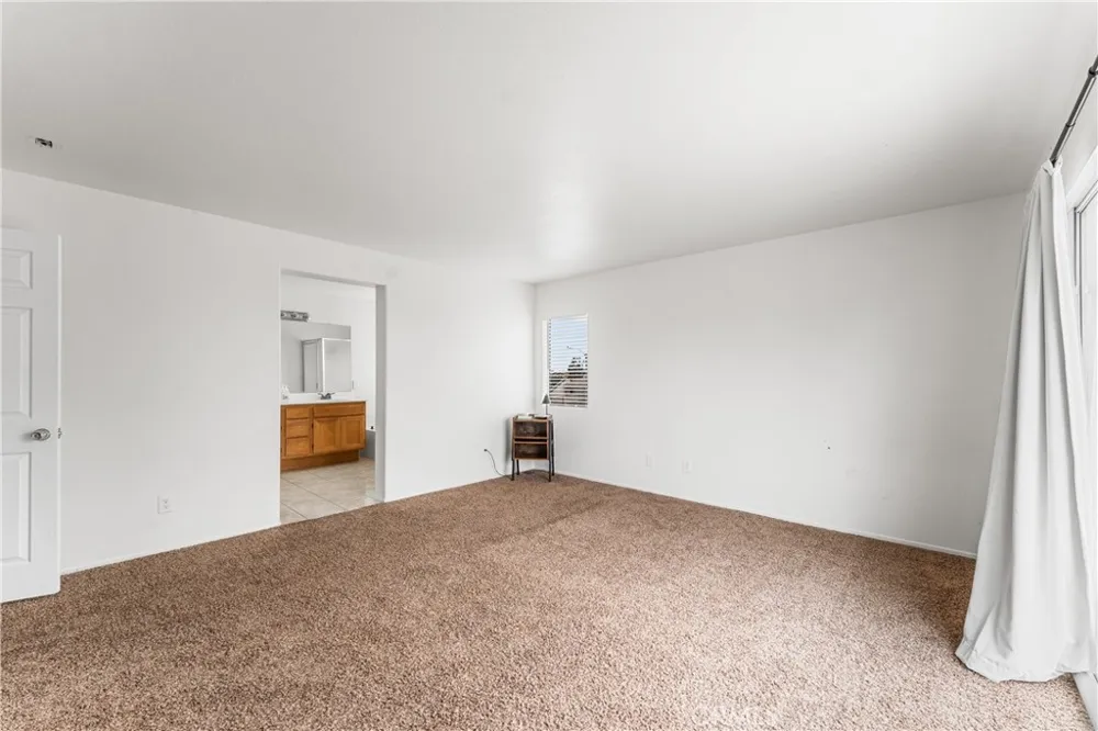38318 Wakefield Palmdale, CA 93551