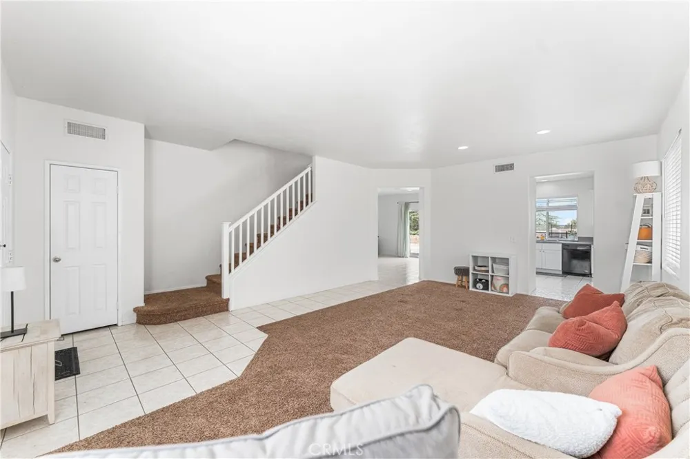 38318 Wakefield Palmdale, CA 93551