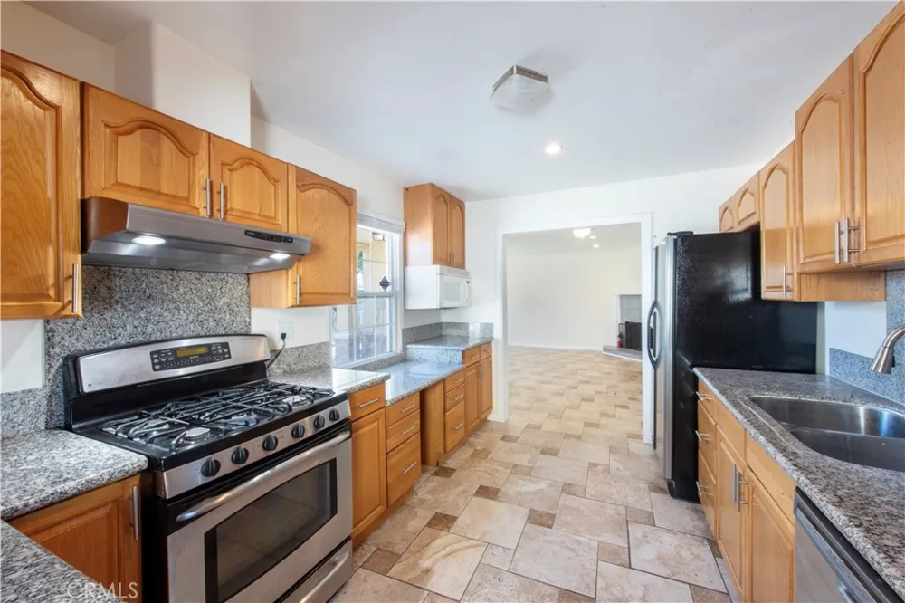 3403 W 187th Place Torrance, CA 90504