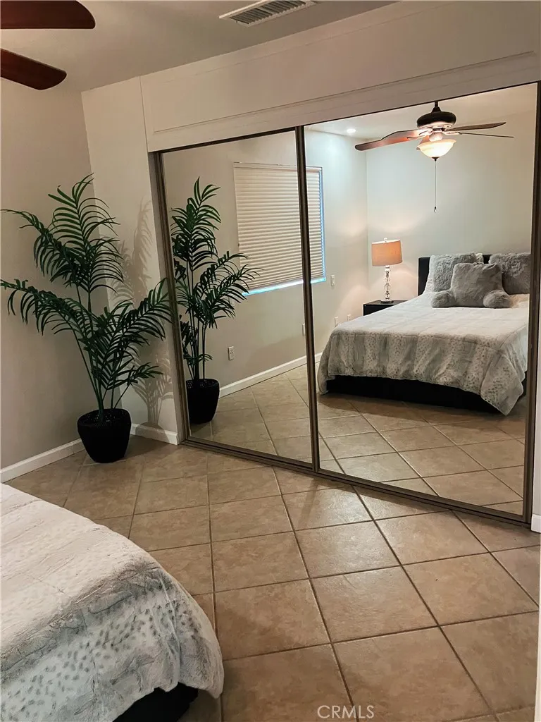 76589 New York Ave Palm Desert, CA 92211