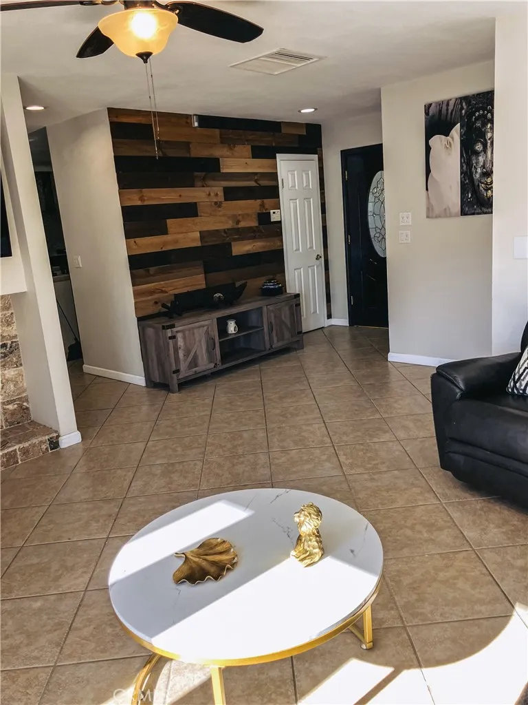 76589 New York Ave Palm Desert, CA 92211