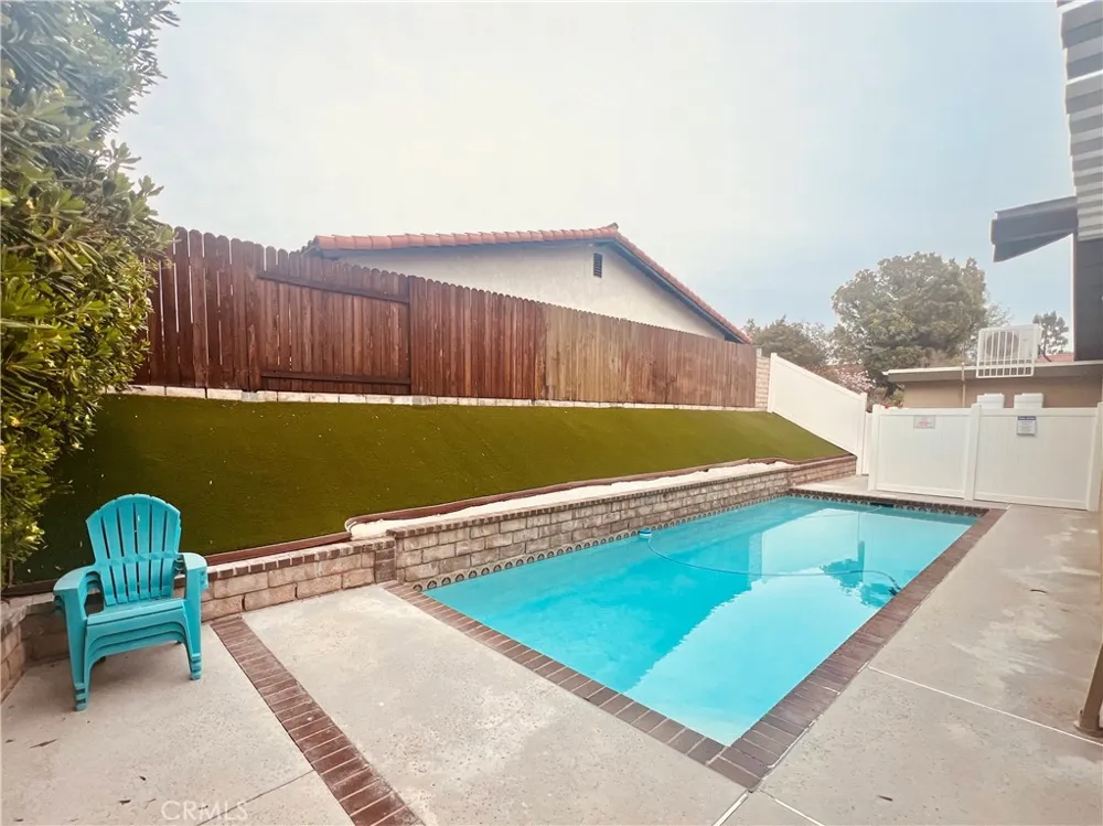 5309 Lockhurst Drive Woodland Hills, CA 91367