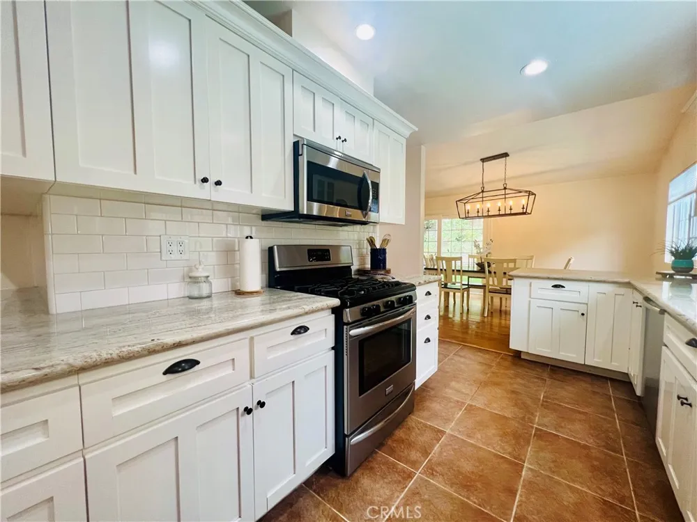 5309 Lockhurst Drive Woodland Hills, CA 91367