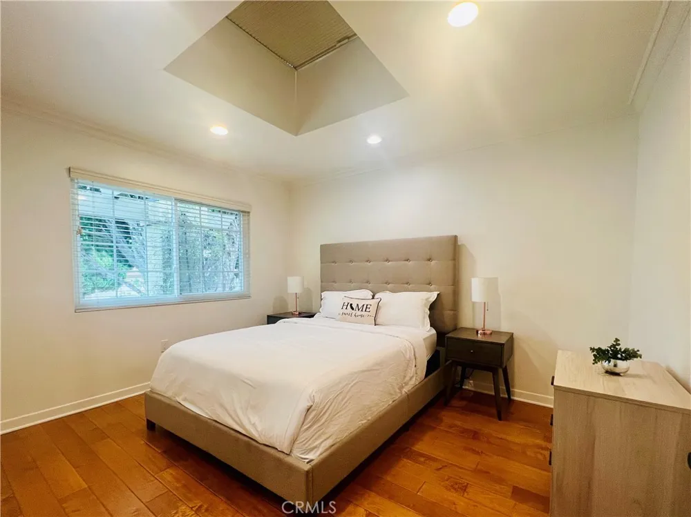 5309 Lockhurst Drive Woodland Hills, CA 91367